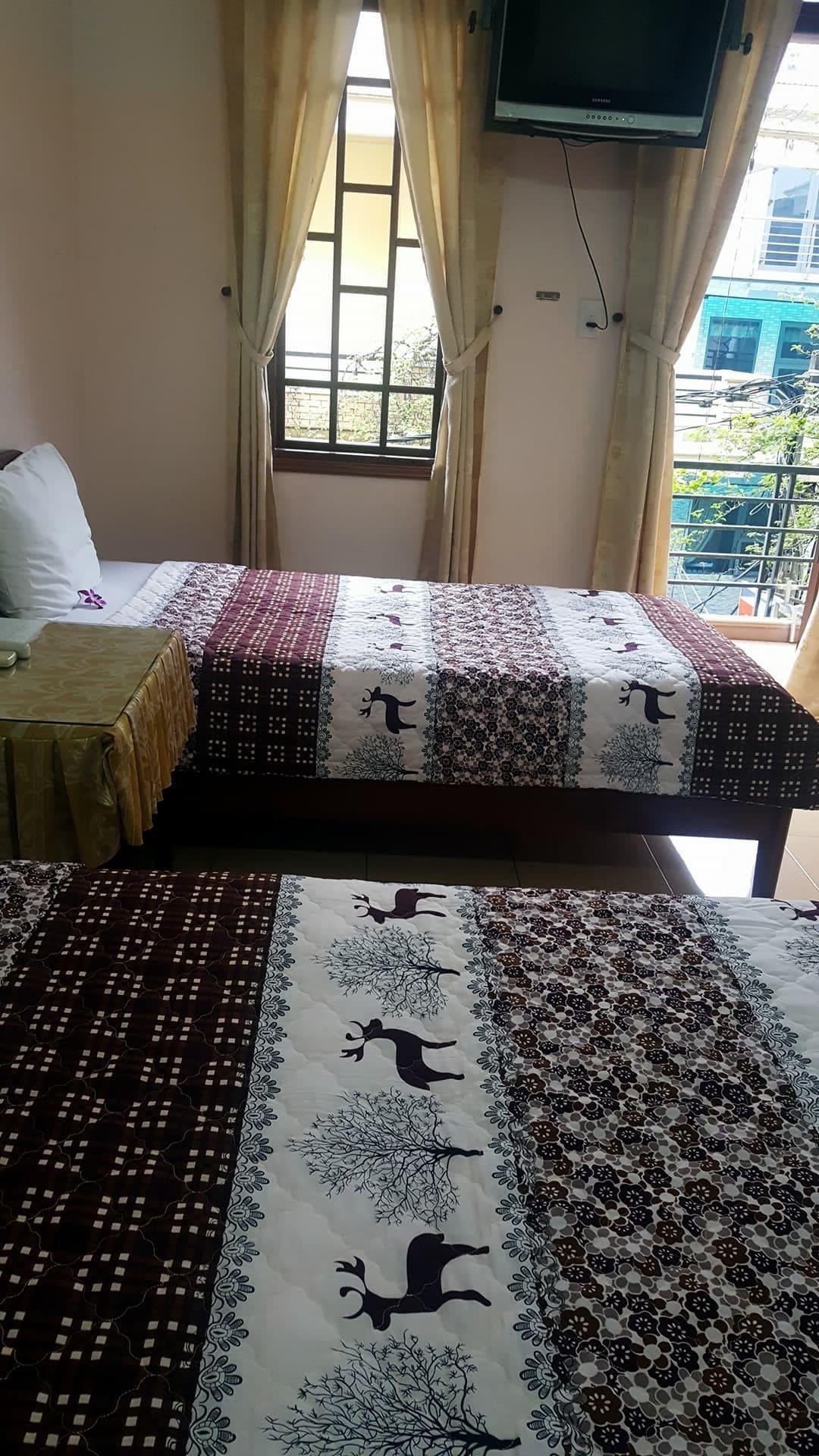 Phong Lan Guesthouse Хюе Екстер'єр фото