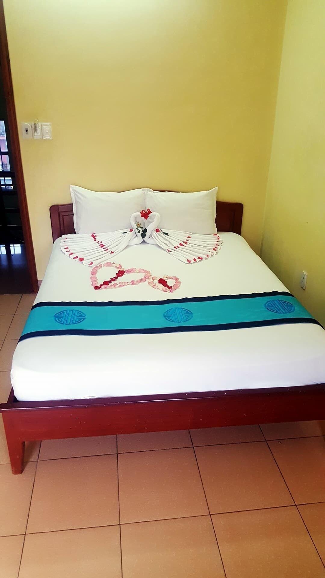 Phong Lan Guesthouse Хюе Екстер'єр фото