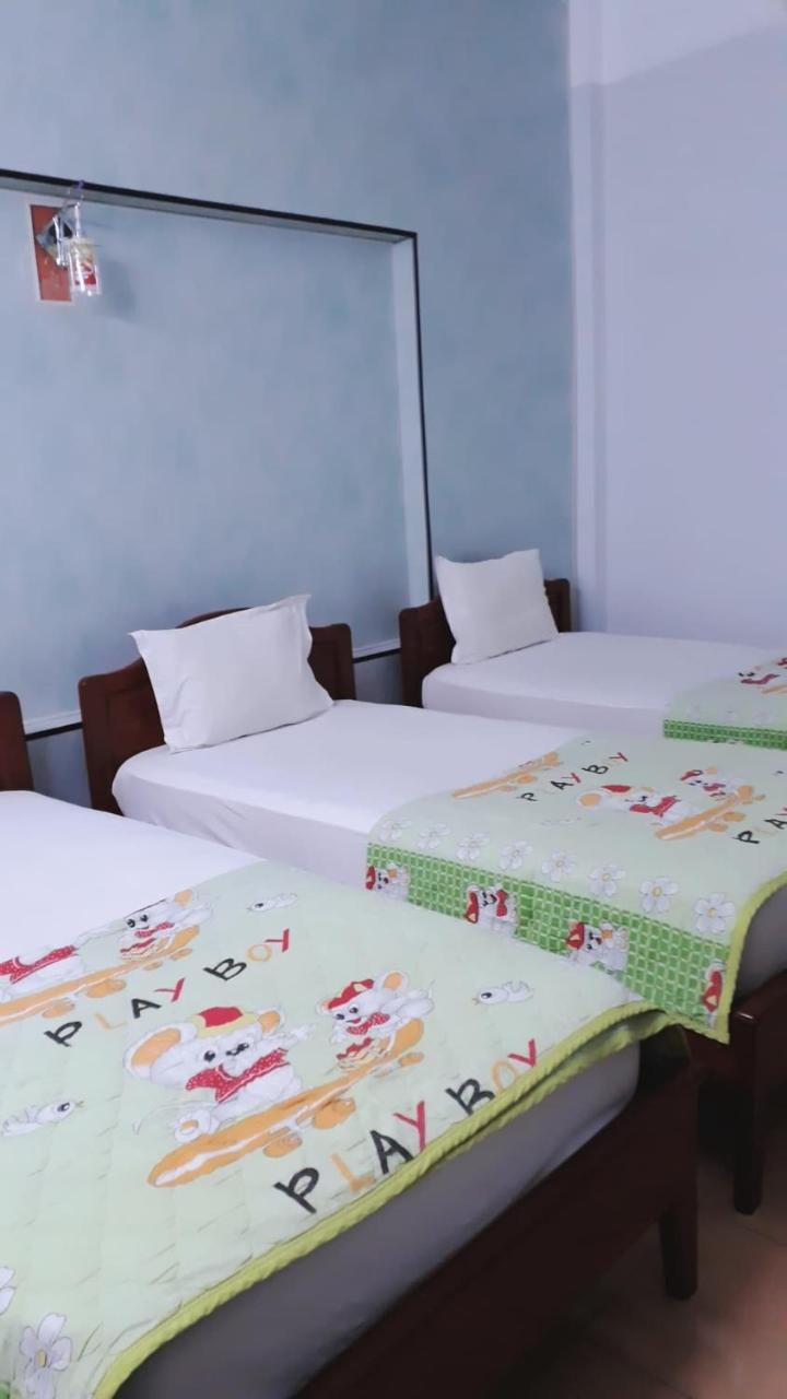 Phong Lan Guesthouse Хюе Екстер'єр фото
